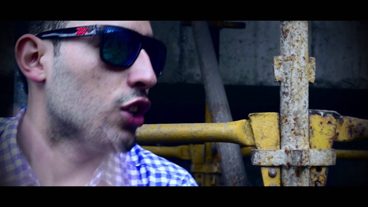 SOLO Y CANSADO (VIDEO OFICIAL)