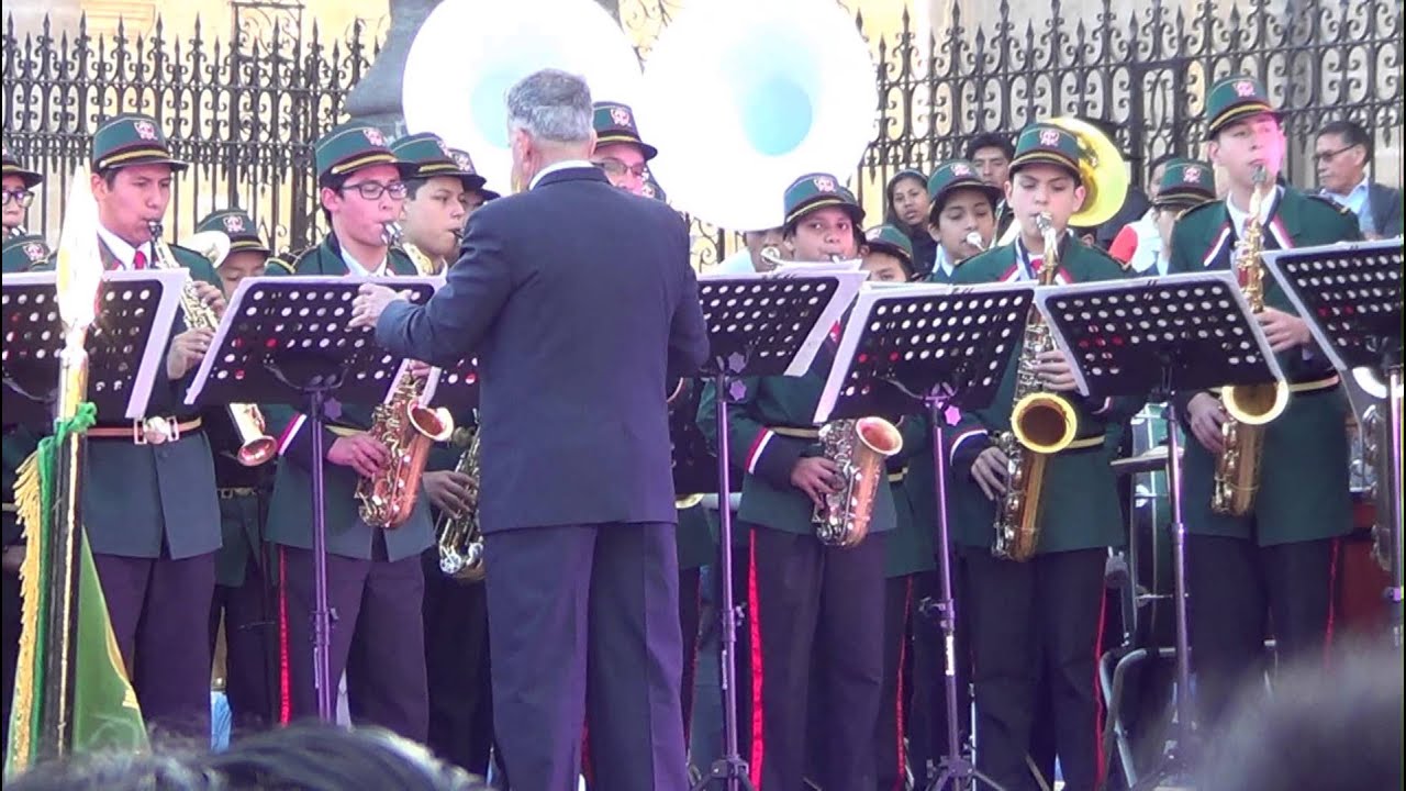 PRIMER FESTIVAL NACIONAL DE BANDAS SINFÓNICAS ESCOLARES AREQUIPA 2015