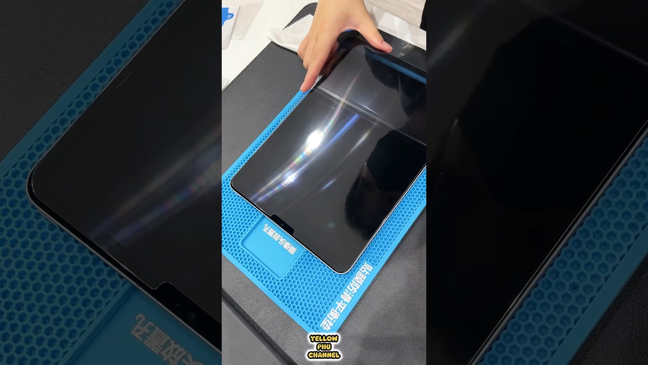 Anti-peeping, Privacy Tempered Glass Screen Protector For iPad Pro 11 inch Applying #shorts