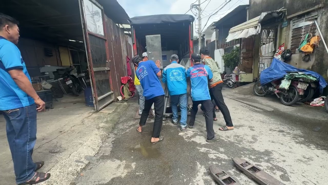 Máy Làm Lông vịt liên hoàn 7 trục nằm ngang do công ty Minh Ngọc sản xuất. 0909551002 - 0902551002