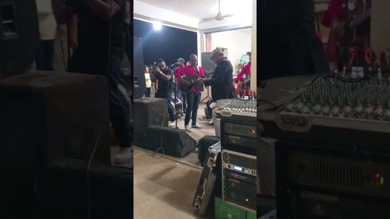 Tarima en vivo con Sánchez producción 