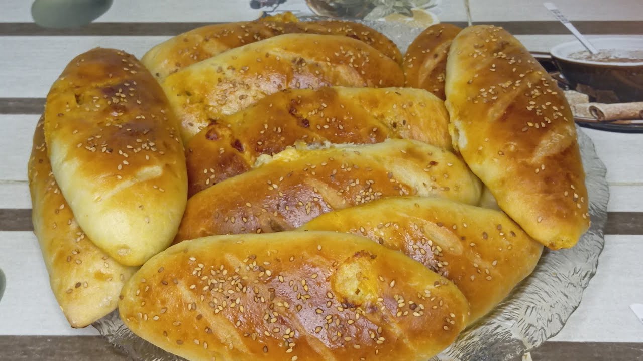 فطائر معمرين بحشوة لذيذة وعجينة قطنية