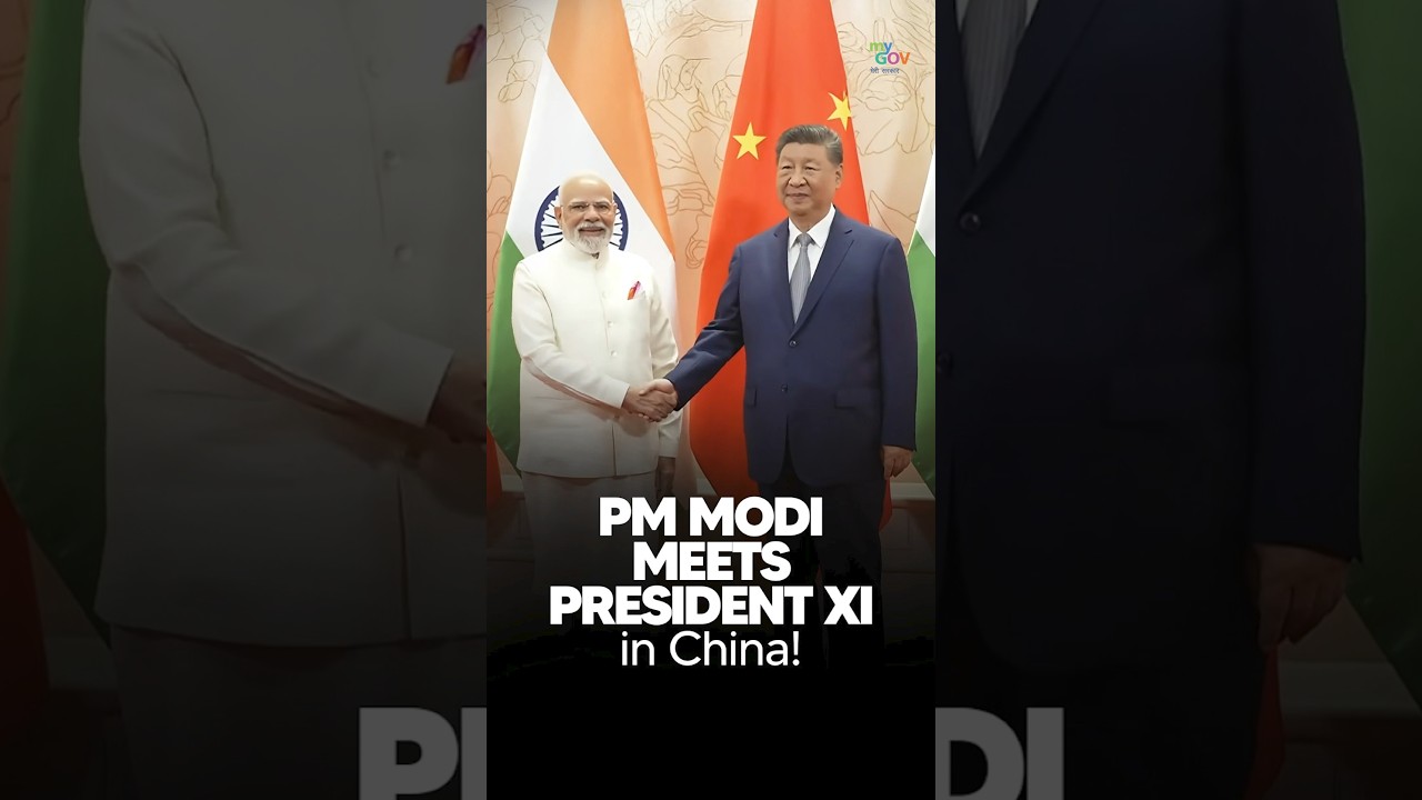 PM MODI MEETS PRESIDENT XI in China!