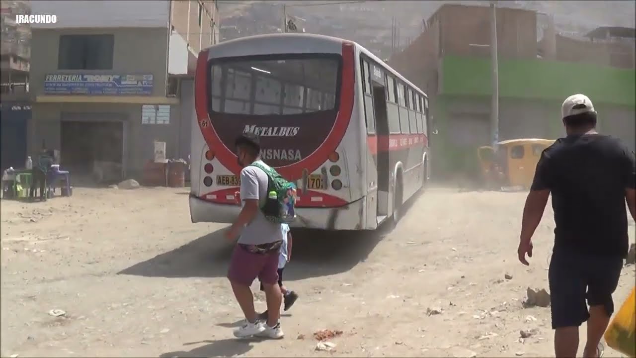 Llegando al ultimo paradero de la empresa NUEVA AMERICA - Ruta 1702 en Pamplona Alta en  SJM.