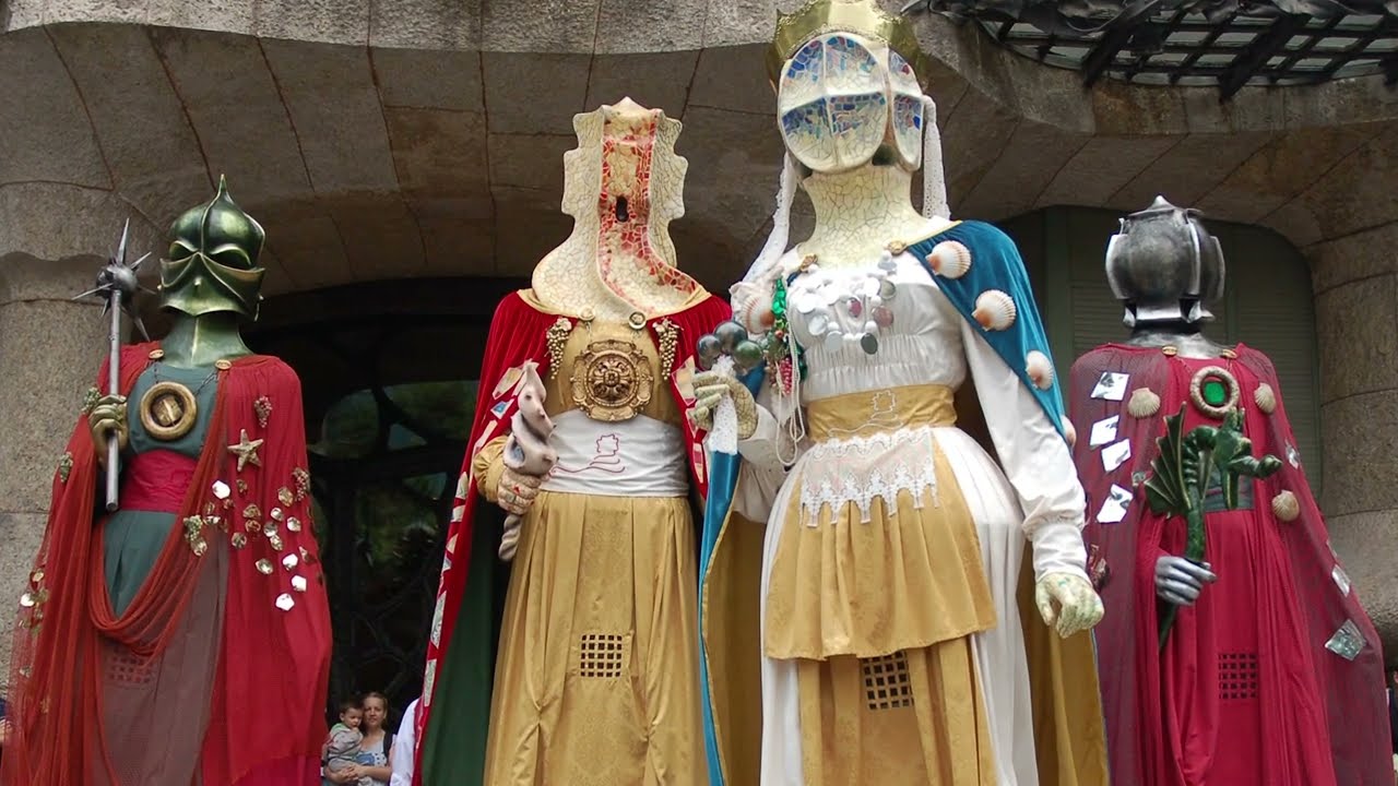 Amics i Amigues dels Gegants de la Pedrera. Barcelona gegantera