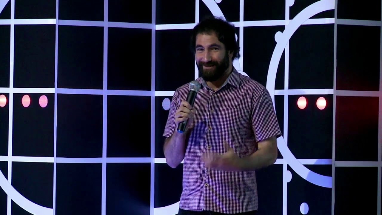 Transformando cidades com arte e tecnologia | Flávio Carvalho | TEDxUFPR