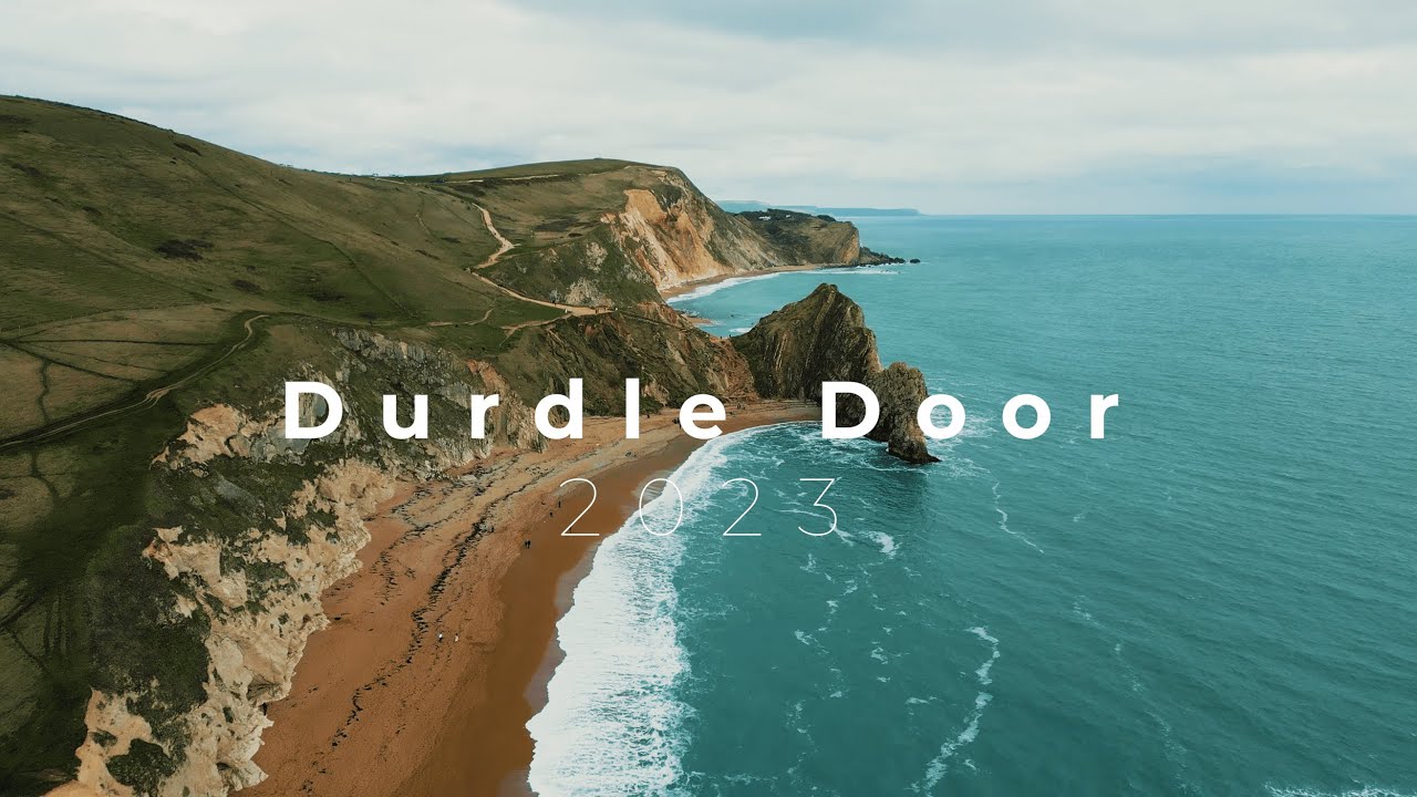 DJI Mini 3 Pro - Cinematic 4K drone video - Durdle door - UK coast 2023