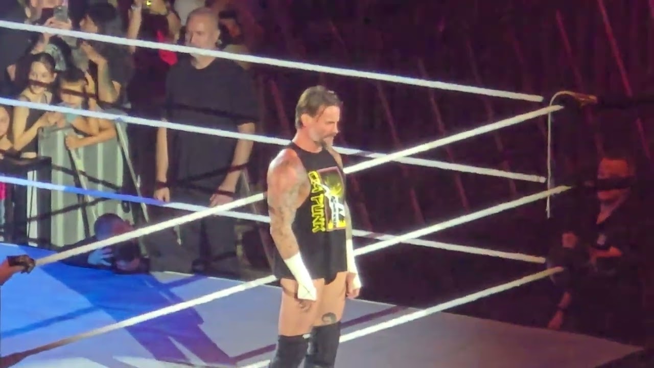 WWE CM PUNK ENTRANCE @ WWE LIVE LIVERPOOL 23/08/25