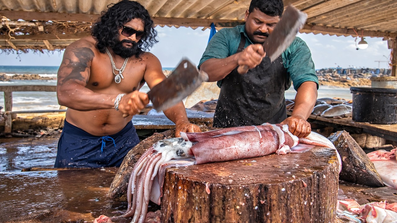 WOW! Mr Ravi vs Selvam 😱 | Master Class Fish Cutting Performance