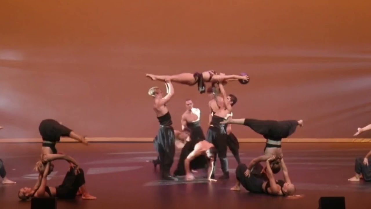 Partnering & Dance lifts