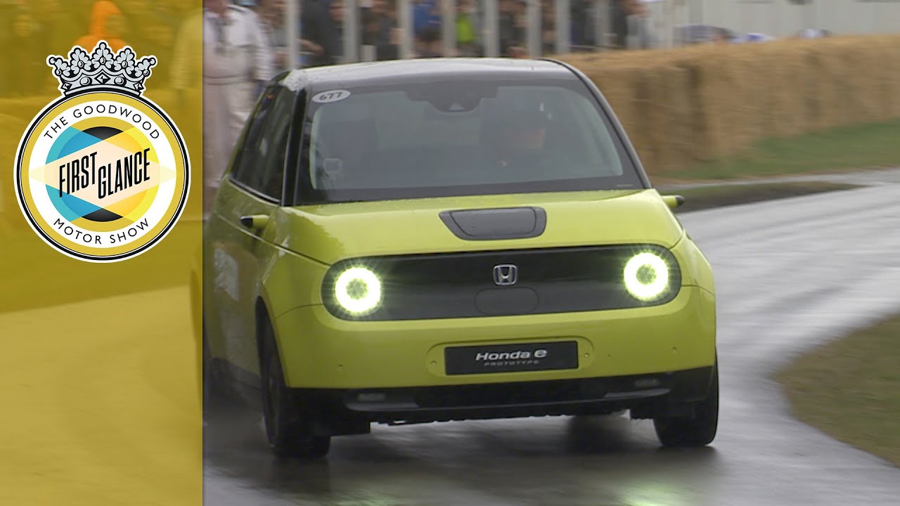 F1 star Alex Albon drives Honda E at FOS