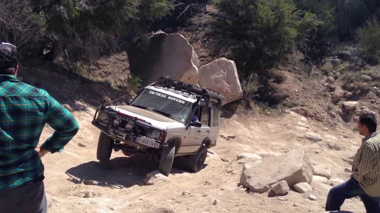 Mark's Land Rover Discovery Rock Climbing