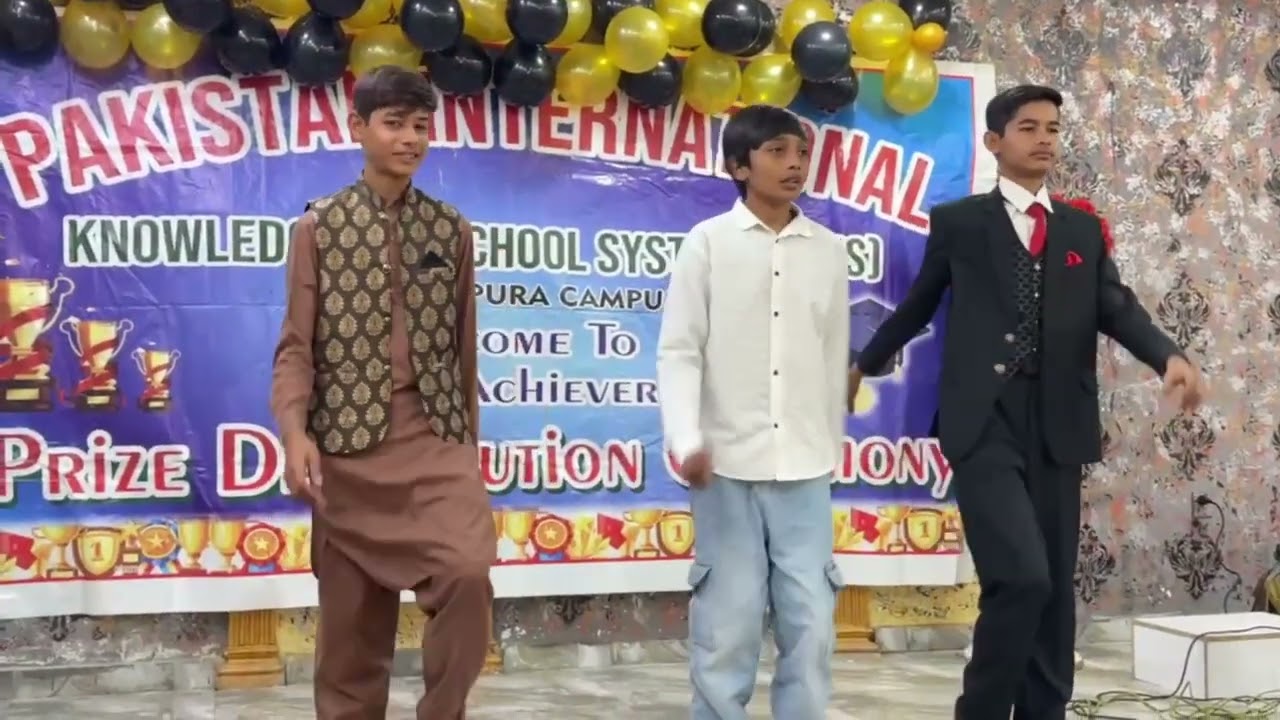 Baidar Hain Tayyar Hain Har Baar Hain 🇵🇰 | Pakistani Army Song Tablo by Students | PIKIS Sheikhupura