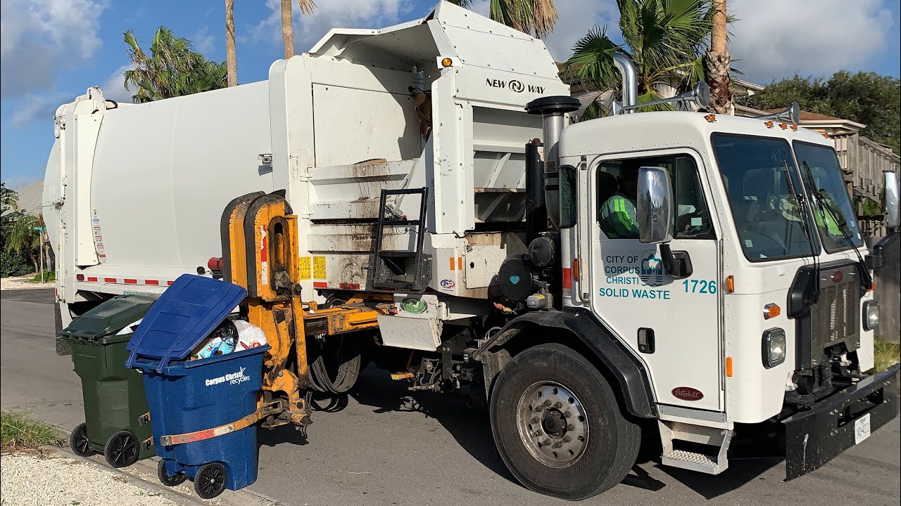 City of Corpus Christi: Peterbilt 520 New Way Sidewinder Garbage Truck