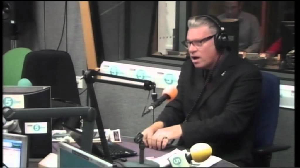 Holy Motors reviewed by Mark Kermode