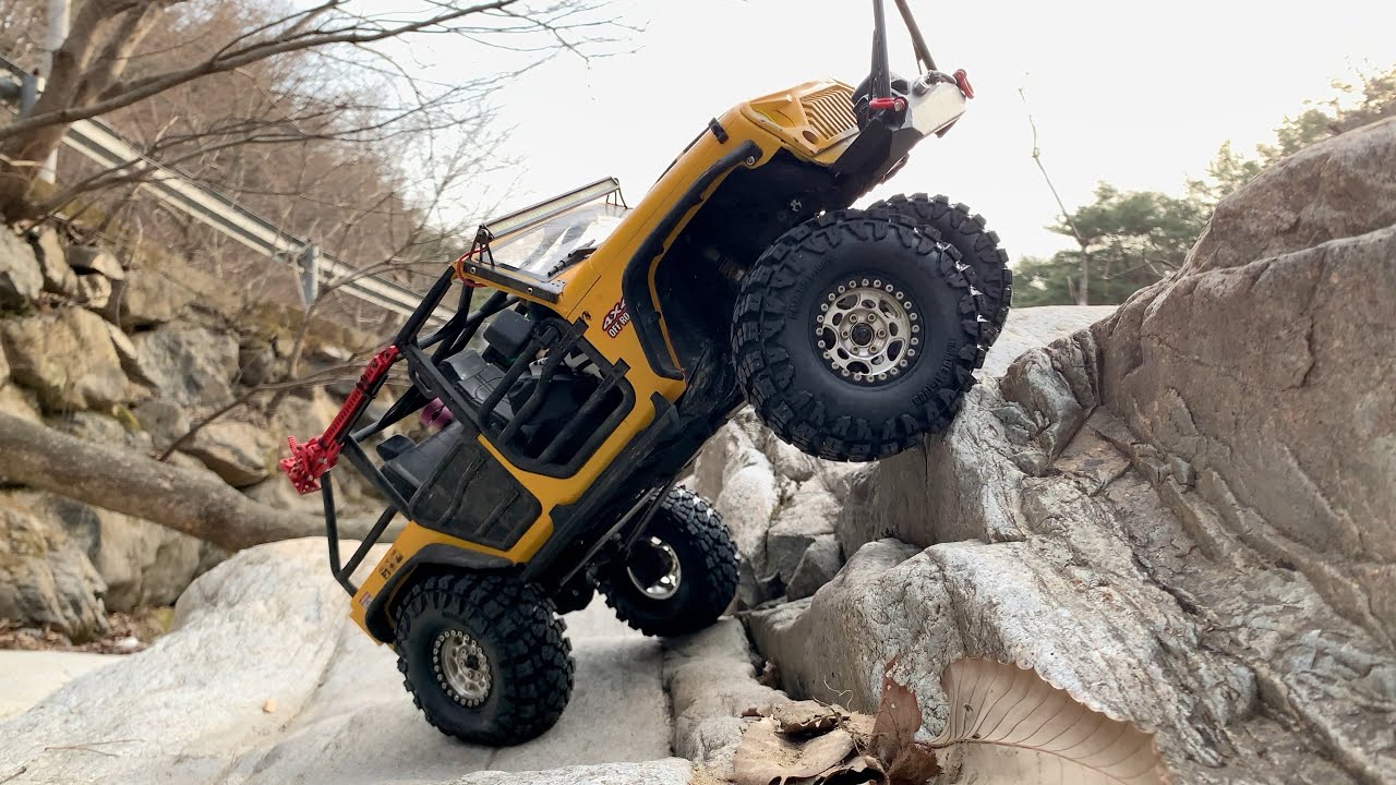 1/10 Scale RC : Two Jeep Wrangler RUBICON JK(Axial SCX10 II & III)