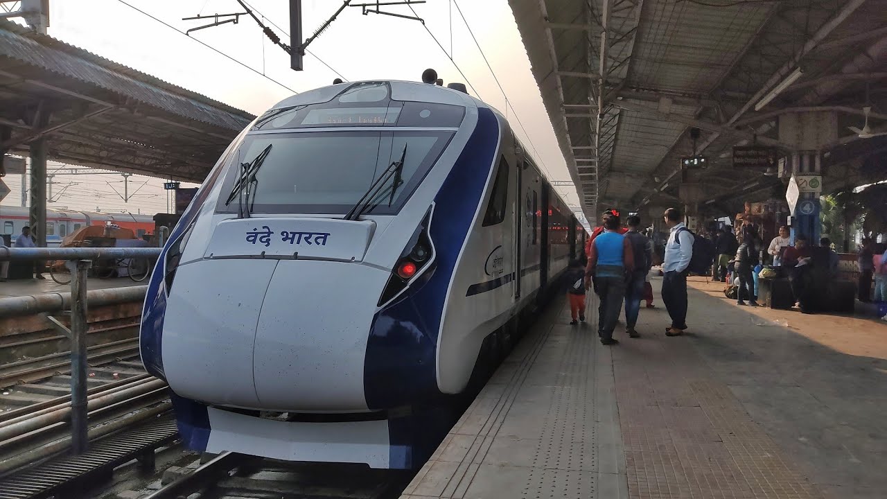 Howrah to New Jalpaiguri by Vande Bharat Express | Full journey coverage