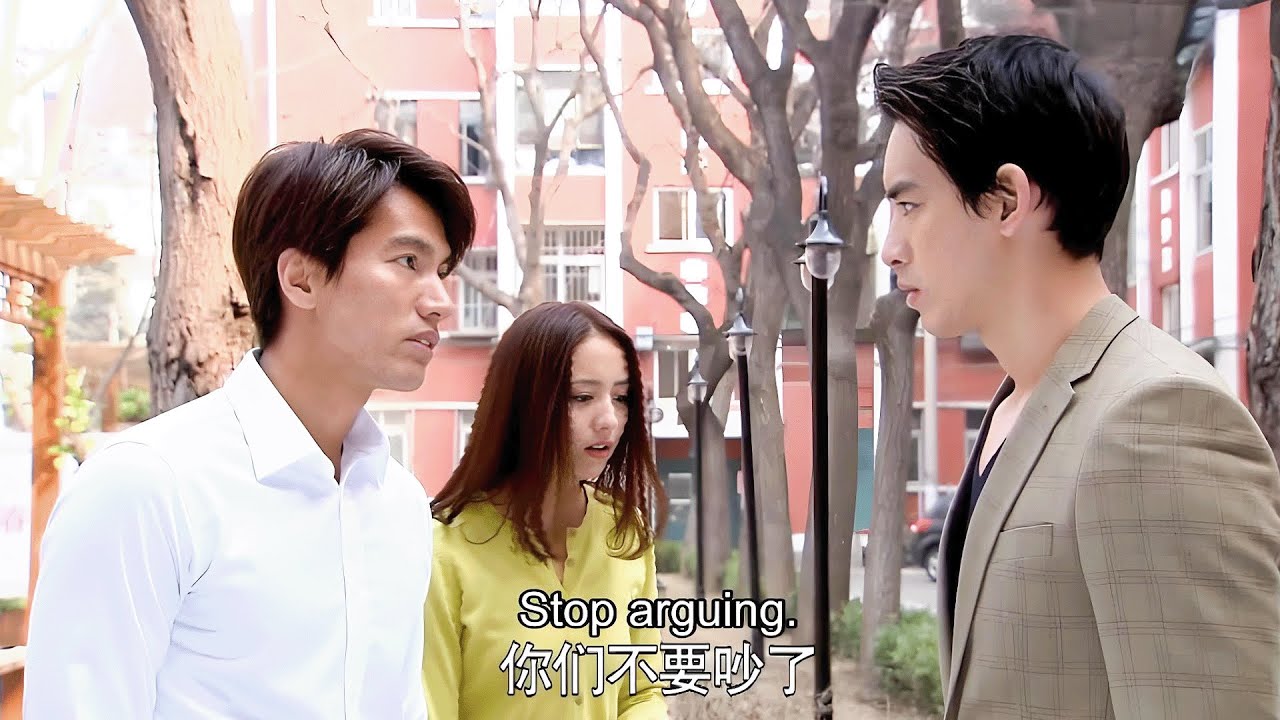 言承旭吃醋灰姑娘和其他男人親密，立馬拉走灰姑娘進房間！