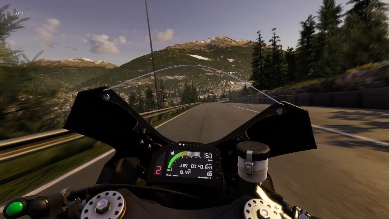 Suzuki GSX-R 1000R - STELVIO / All electronic help OFF / Tank camera / First lap Sun, next lap Moon