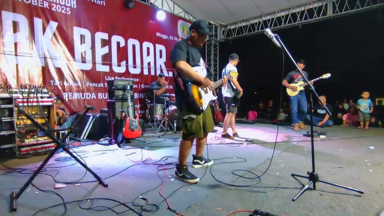 Andra And The Backbone - Surrender (Live Performance at BK BECOAR 11)
