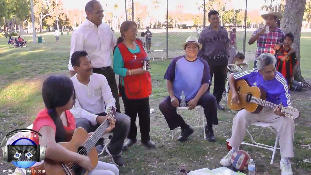 Unidos por Zirandaro