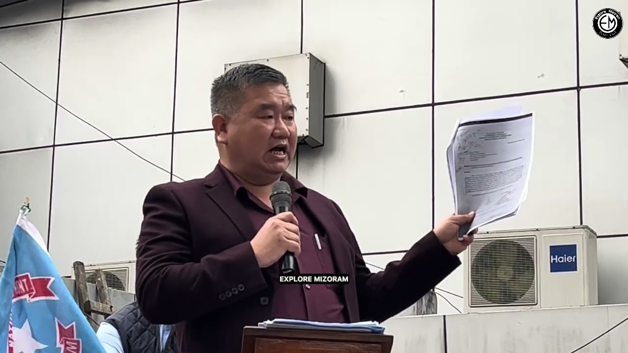 MNF-in CM Lalduhoma dawt hmanga ram hruai tawh lo tura an phutnaa MNF Treasurer Lalruatkima thusawi