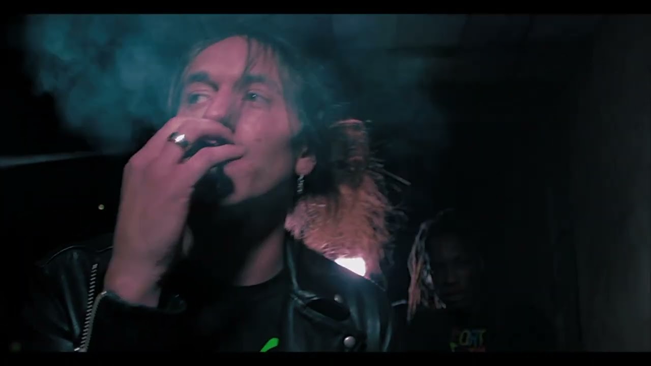 TRUE ENOUGH (feat. Garrett Gloom)