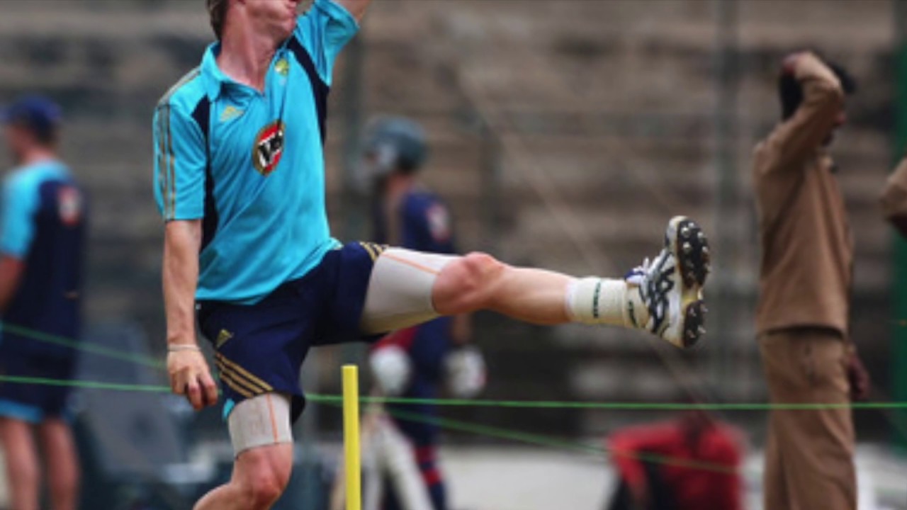 Fast Bowling Lesson 03: How to Brace Your Front Leg | Hover vs Cycle movements