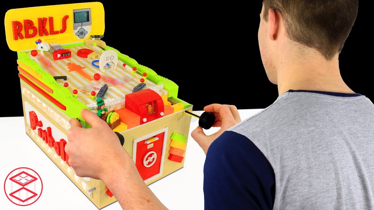 Arcade LEGO Pinball Machine - REBRICKULOUS Edition