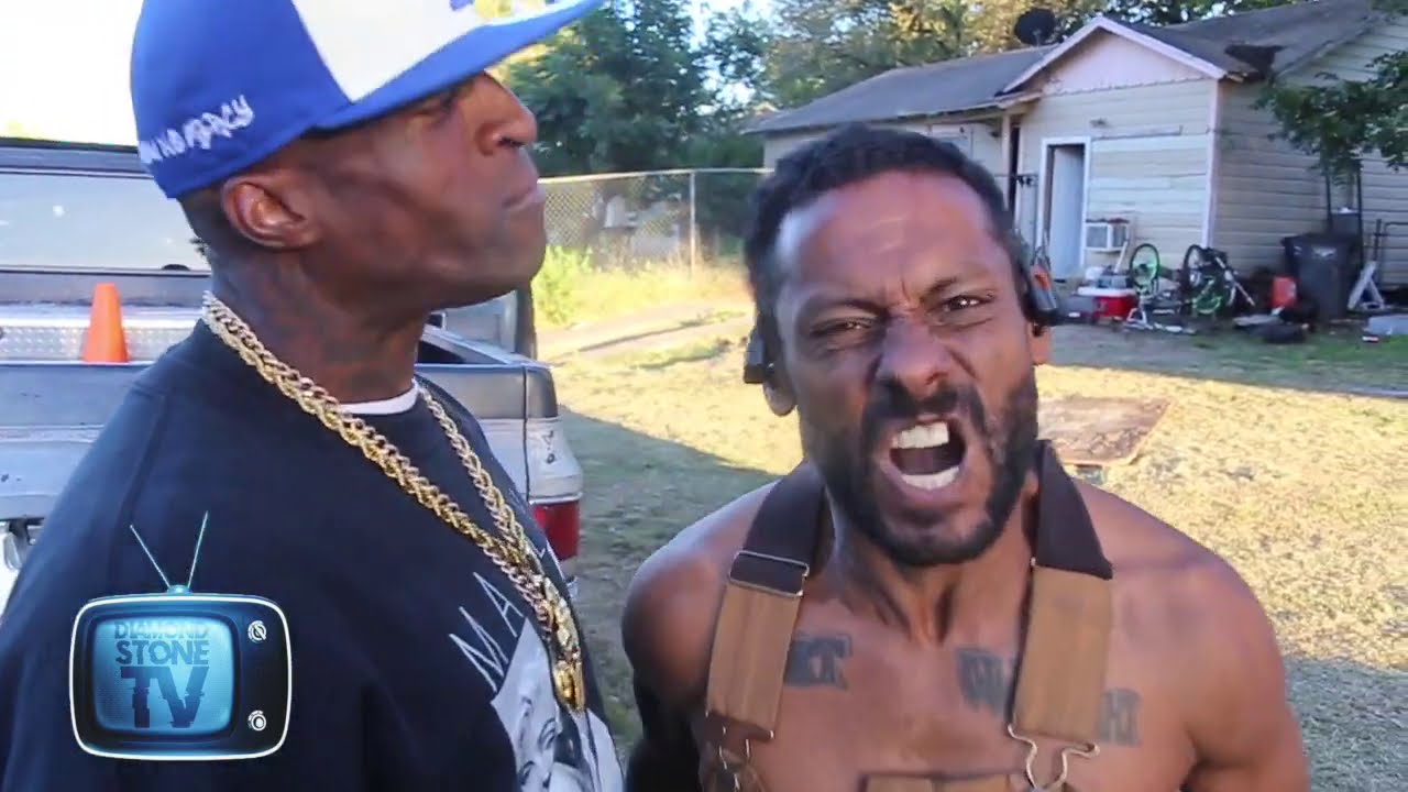 OGPERCY - EXCLUSIVE WALK THRU IN EASTWOOD ON LIL JOHN BLOCK WITH  @diamondstonetv6961  PT2.