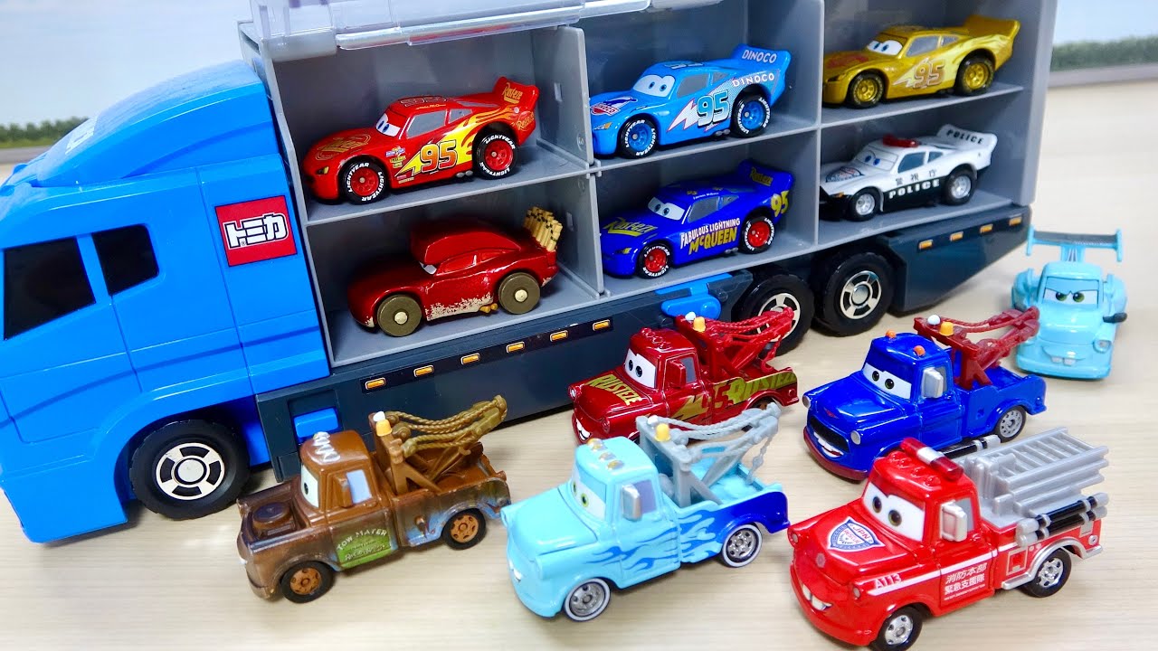 Cars Tomica miniature cars taken out of the tidy-up box run on a slope!