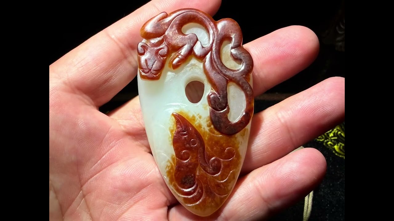 依宁收藏这两件古玉沁色真好！地道的味道件！难得一见 给你放漏