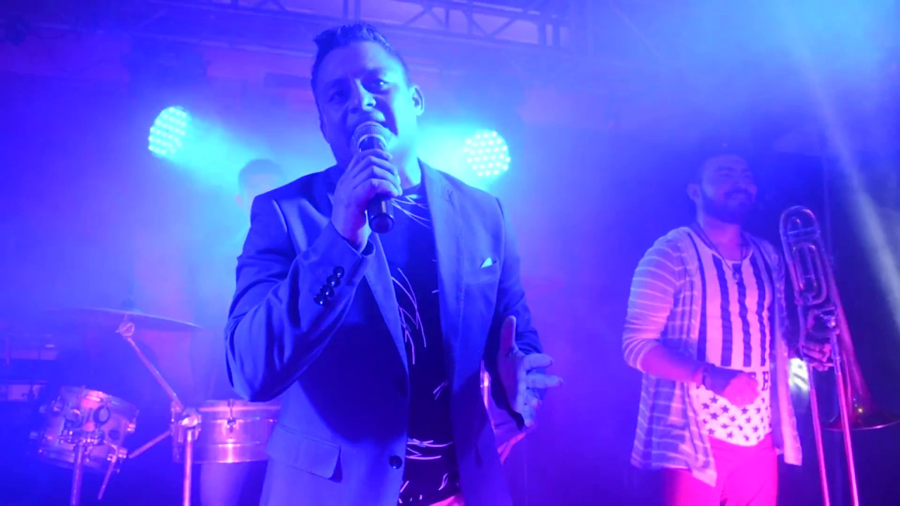 Pero no lo beses - Edy Brito y su SB Orquesta