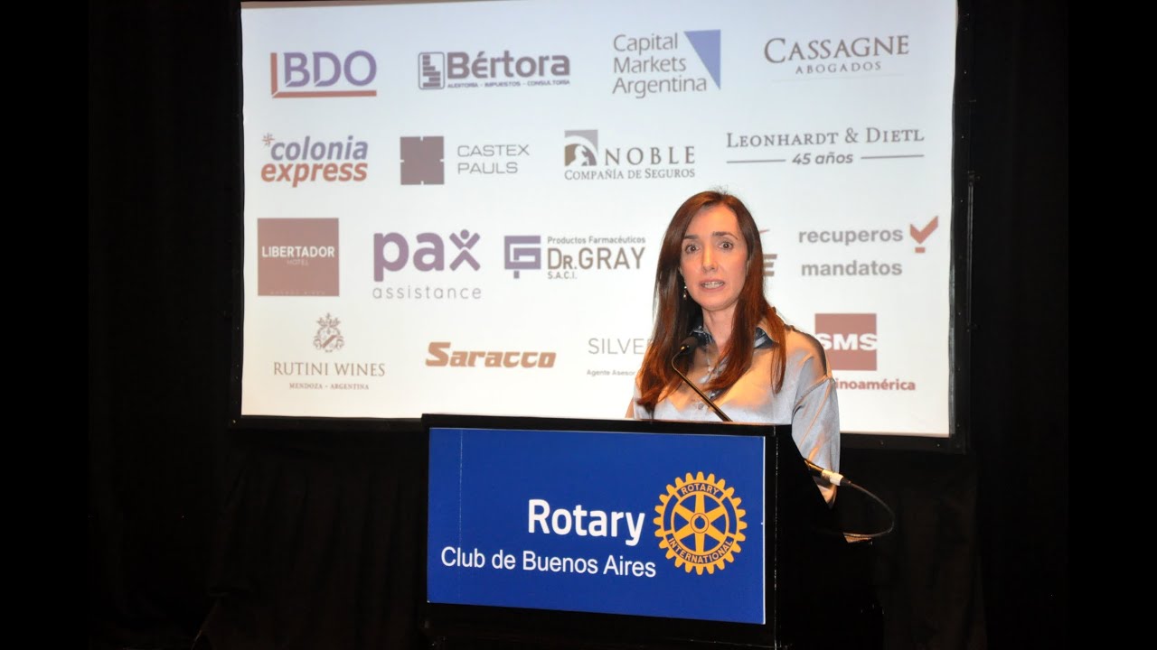 Victoria Villarruel en el Rotary Club de Buenos Aires