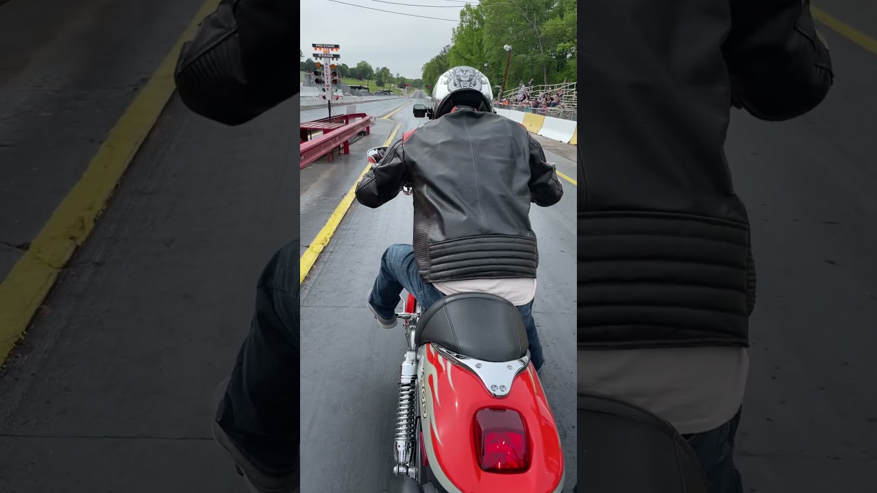 Hayabusa vs. Harley V-Rod - which motorcycle is FASTER?