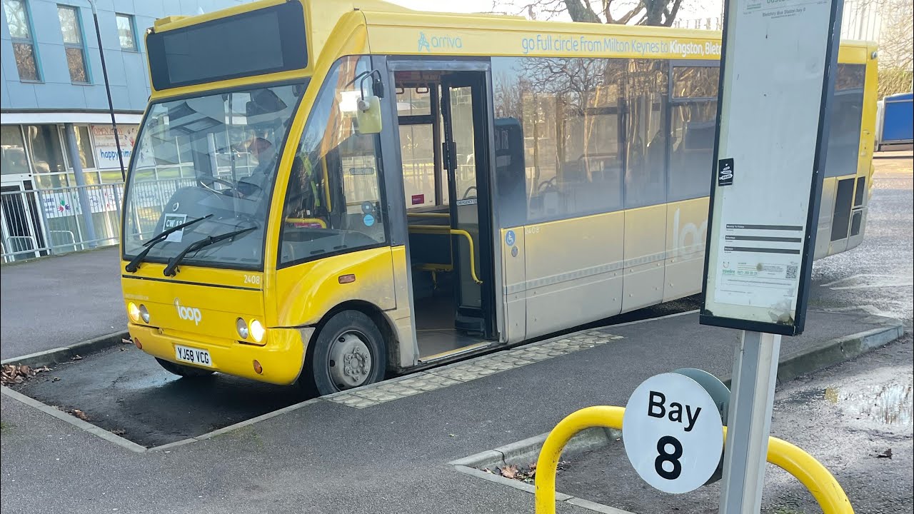 GREAT SOLO!! Arriva Beds and Bucks Optare Solo 2408 YJ58 VCG on Route LOOP