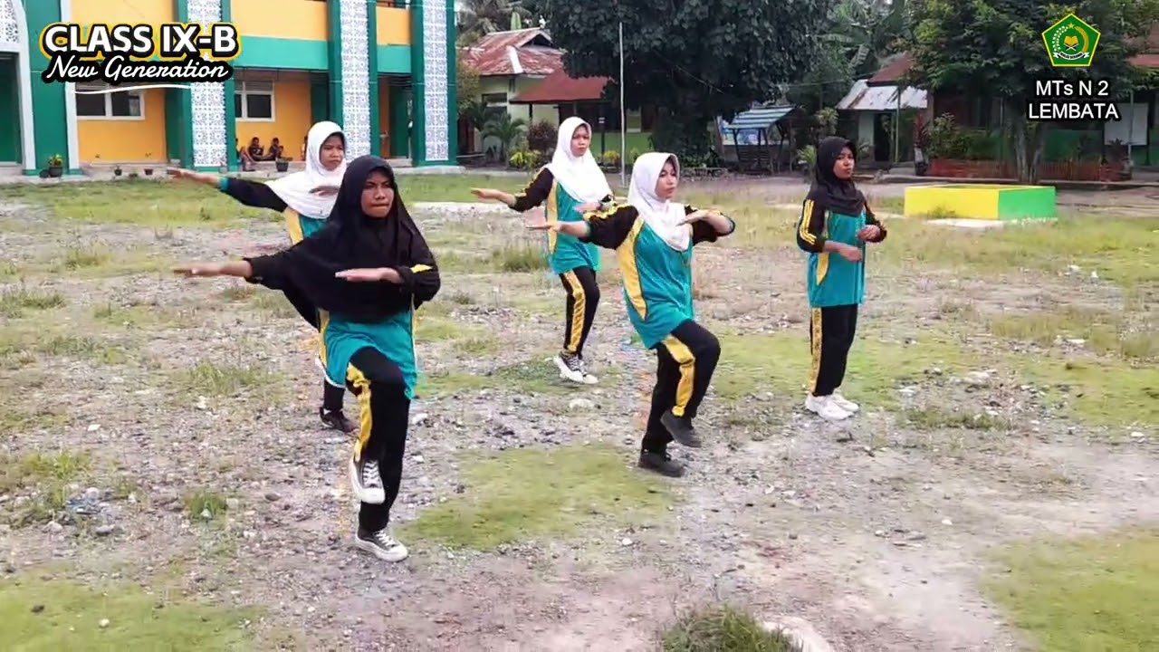 SENAM AEROBIC KELAS IX B