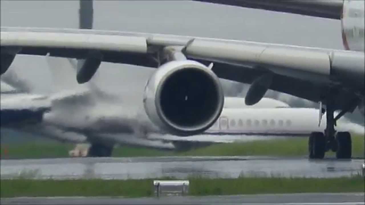 2014-12-24 - A380 - Landing and take off in Mauritius