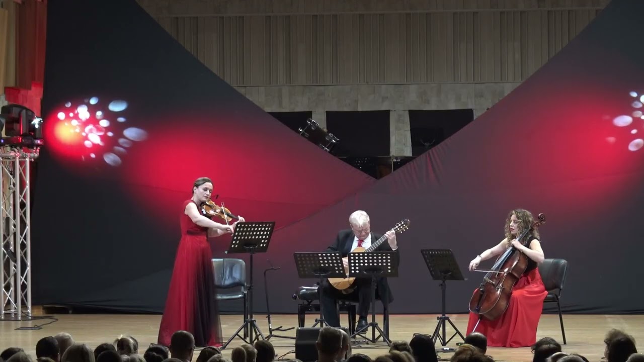 Trio TANGATA playing Astor Piazzolla: Adios Nonino