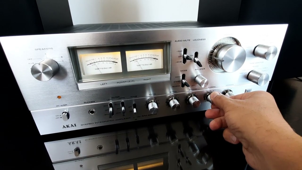 AKAI AM-2950 Stereo Integrated Amplifier | Sound & functions test