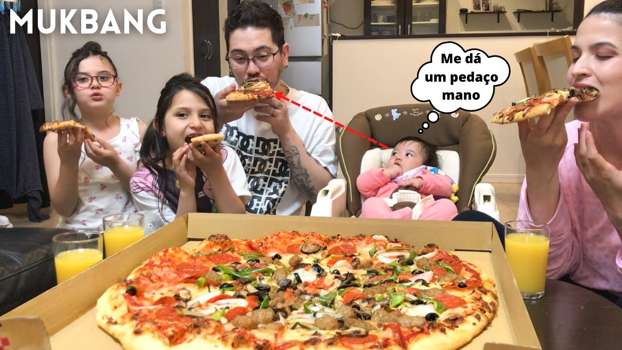COMENDO PIZZA GIGANTE MUKBANG EM FAMILIA (+ DESABAFO...)