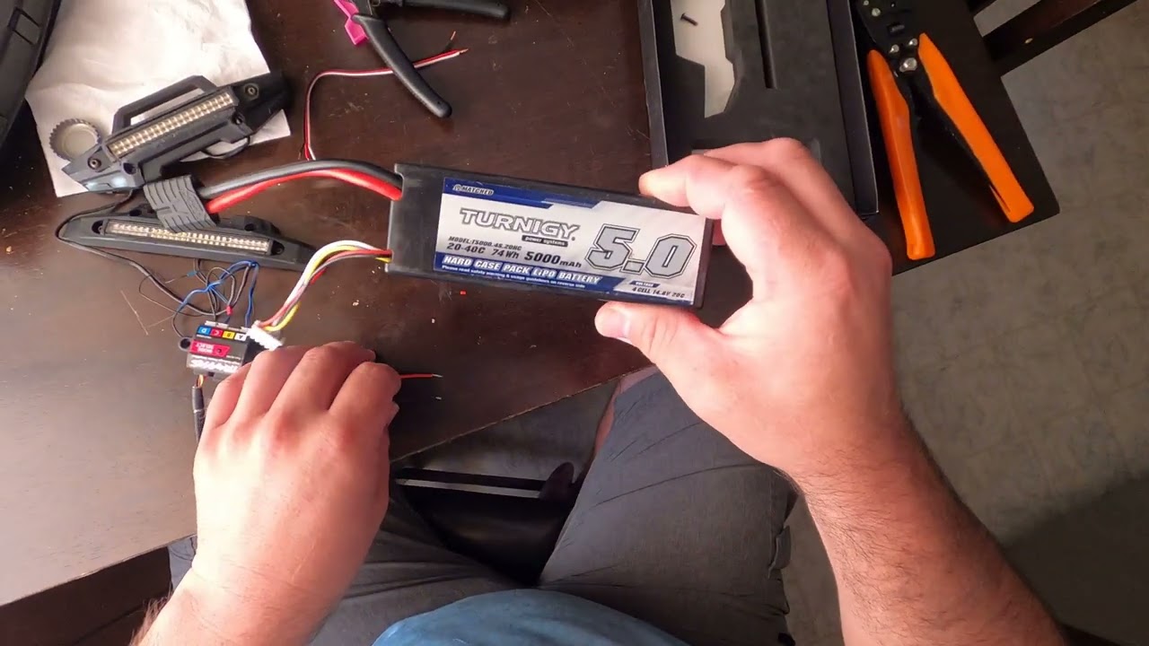How to Use the Traxxas LED amplifier for the Maxx, XMAXX, and XRT on non-Traxxas ESCs