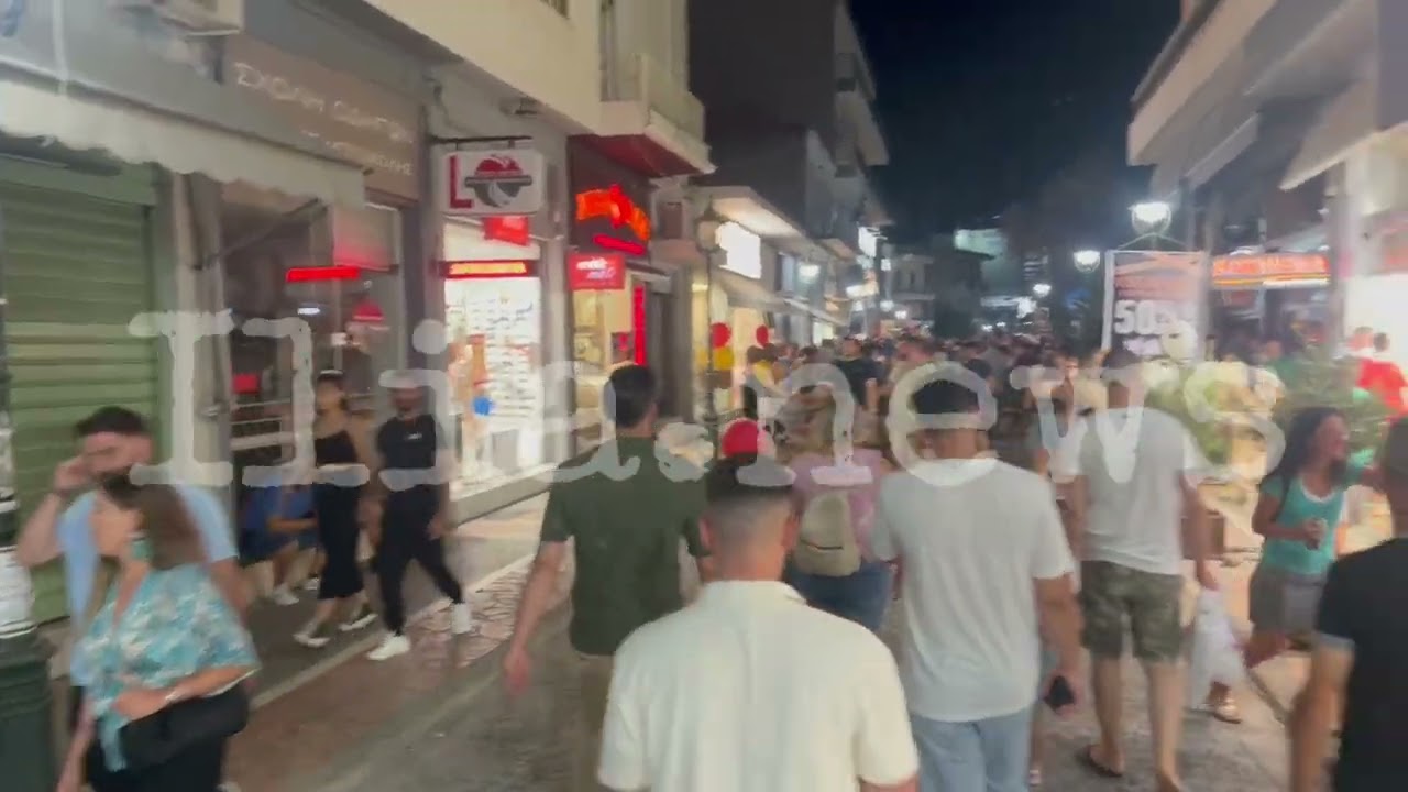 Λευκή Νύχτα στην Αμαλιάδα – Οι δρόμοι της πόλης ήταν γεμάτοι από χιλιάδες επισκέπτες