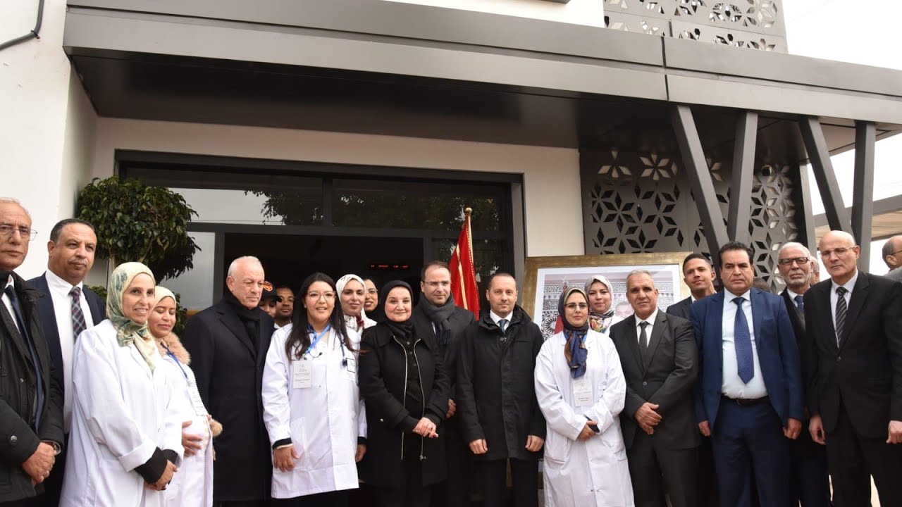 وزير الصحةأمين التهراوي يعطي انطلاقة خدمات العمل المركز الصحي الحضري المستوى الأول أولادعزوز إقليم ا