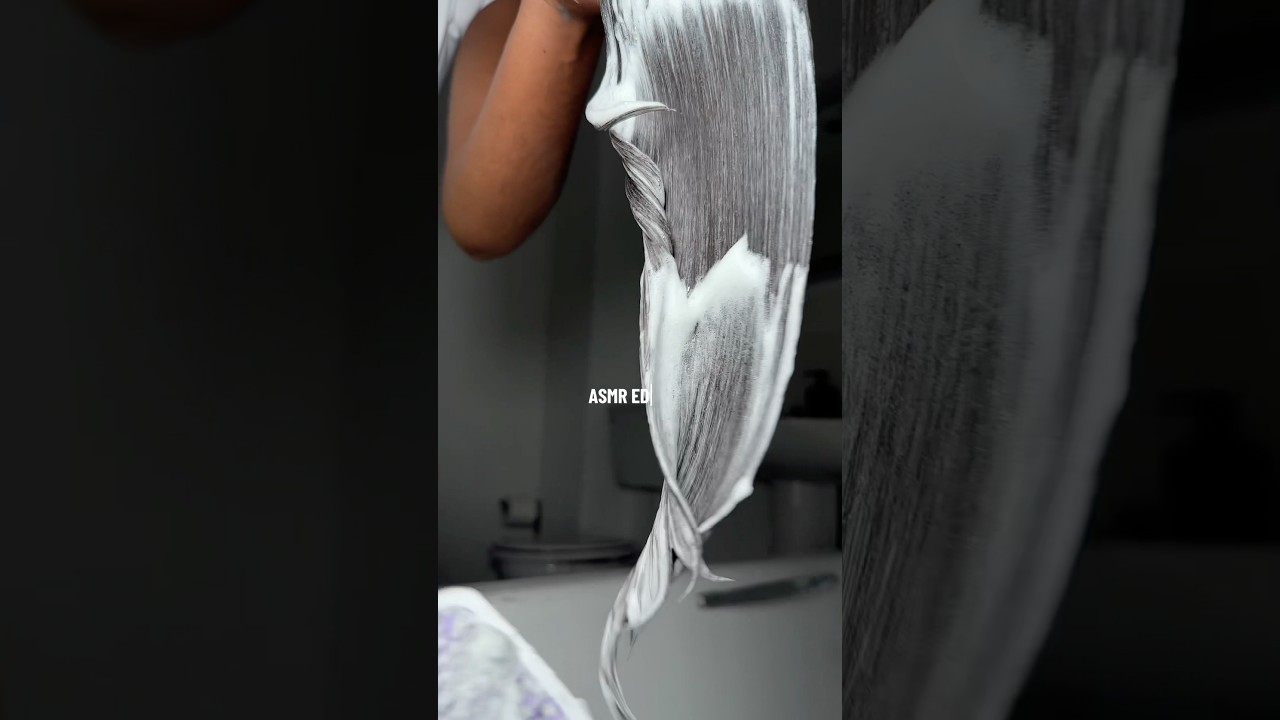 Shampooing asmr #curlyqueen #curlyhair #curlconfidence #shampoo #haircare #naturalhair #longhair