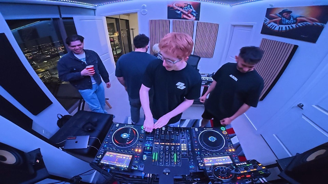 Matt Pace Deep House (Video set) 2/15/2026 @ DJ Aurora Studio Dallas Texas USA