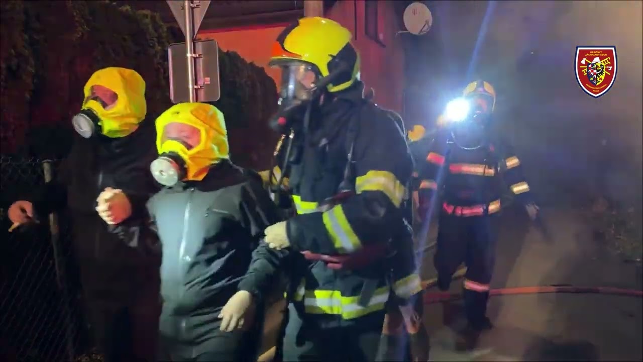 Pož&aacute;r neobydlen&eacute;ho objektu ve Fr&yacute;dlantu nad Ostravic&iacute; | HZS MSK