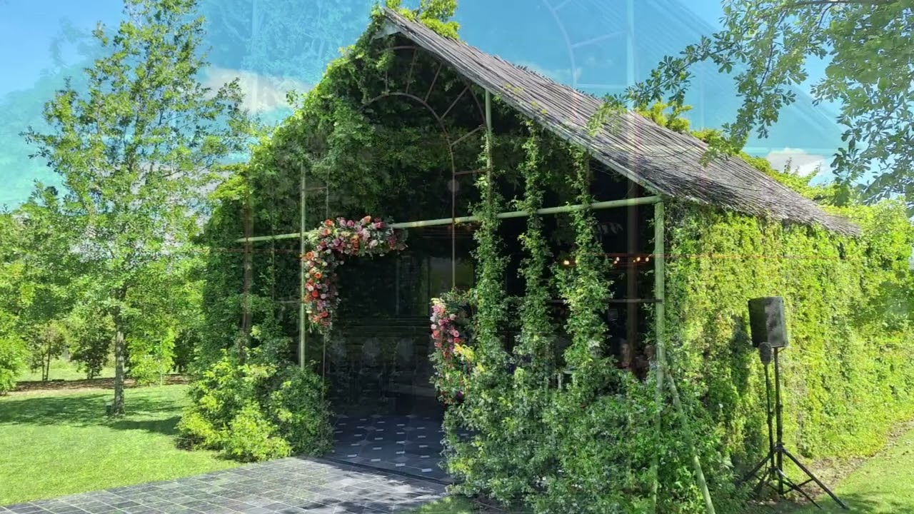 Belair Pavilion Paarl is the most amazing wedding venue.