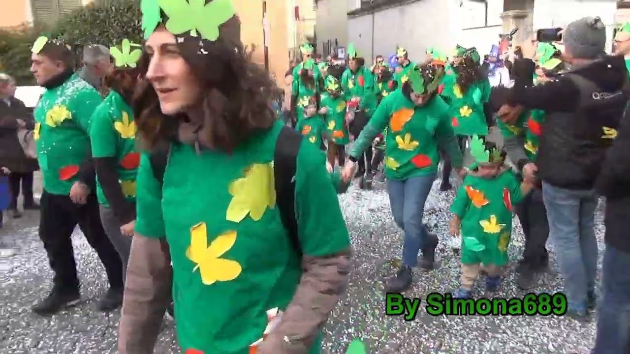 Montalto Dora, 2a P. , Sfilata Carri Allegorici, gruppi a piedi
