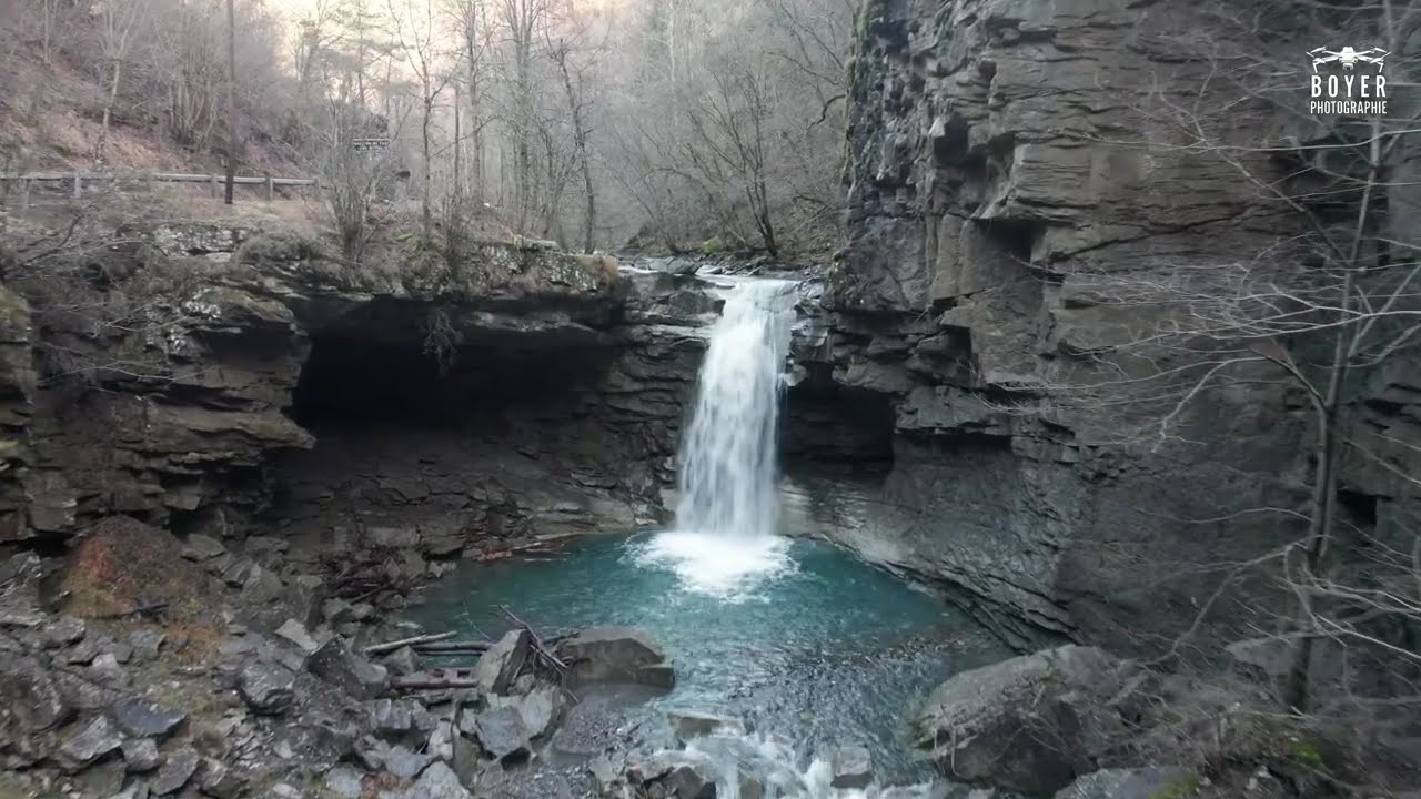 Cascade du saut de la pie (AUZET) dept 04